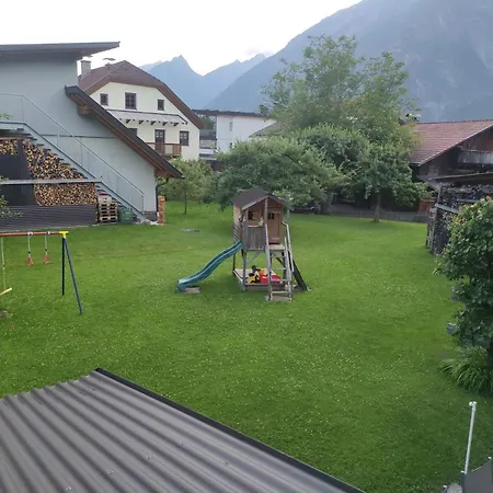 Apartmán Groassehof Haus Gstrein 2 *